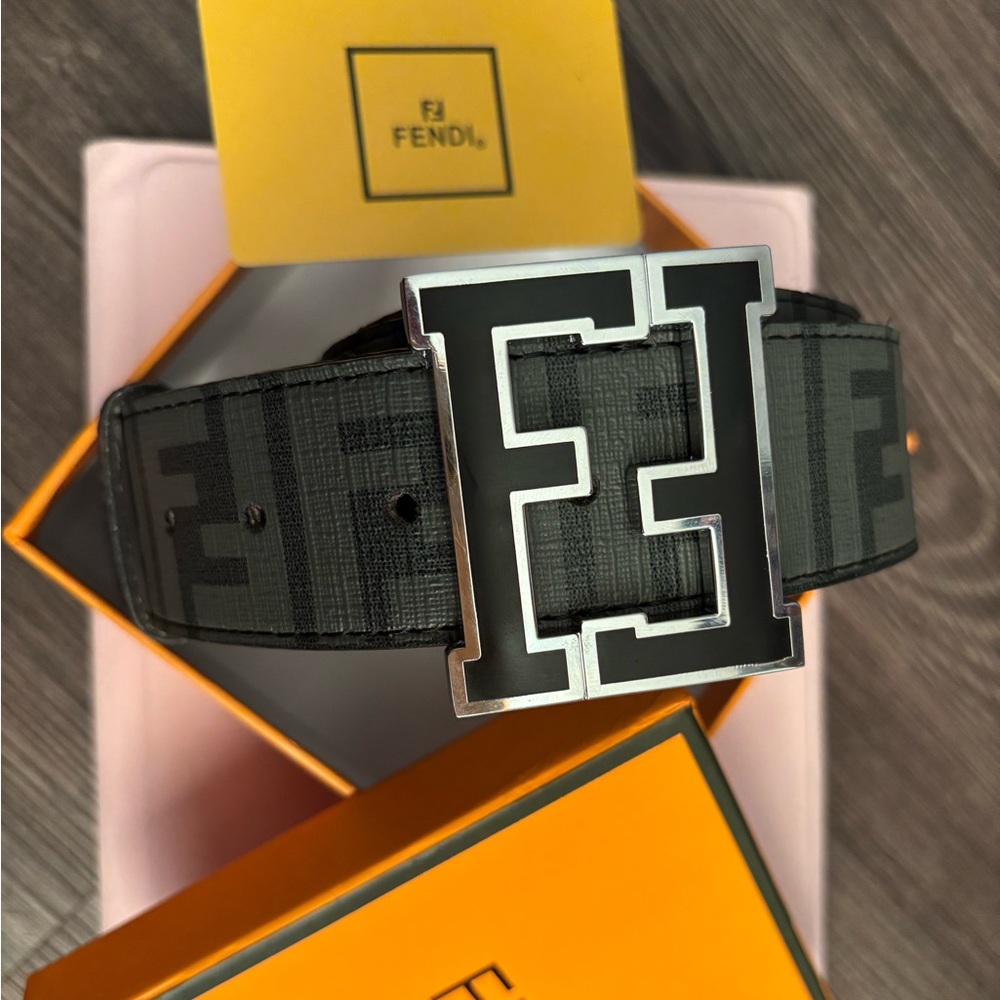 Fendi Black Leather Sandals